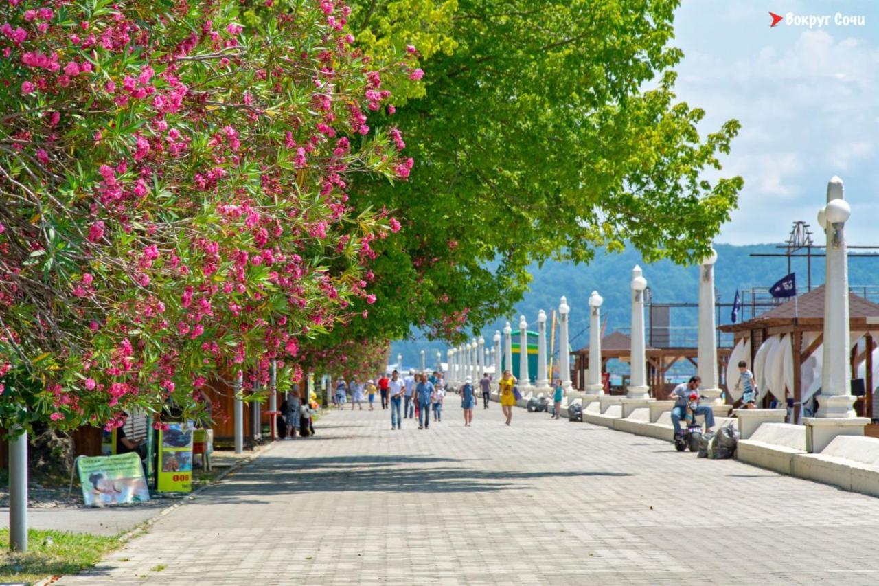 1 Квартира Люкс У Моря Sukhumi Esterno foto
